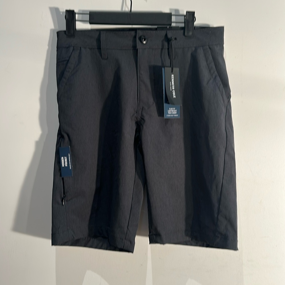 Kenneth Cole Tech flexible shorts in gray NEW Small